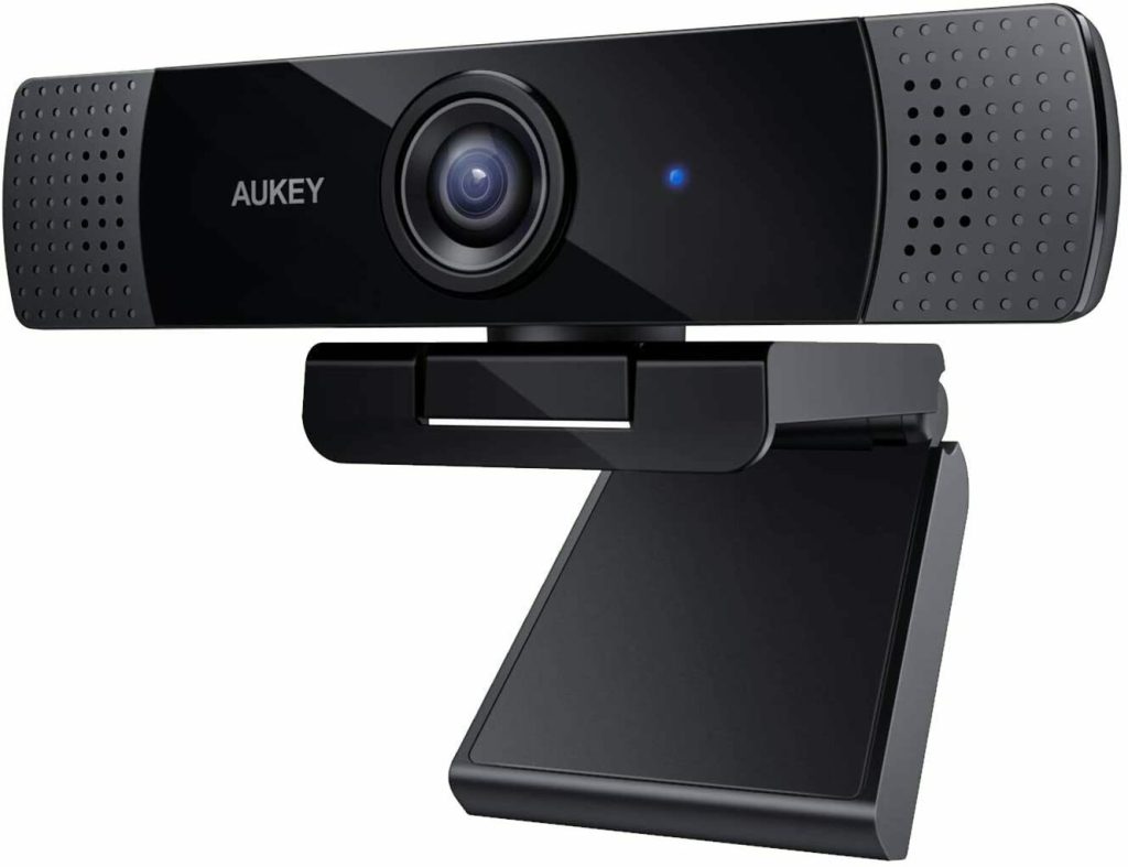 Лучшие веб-камеры: AUKEY 1080p