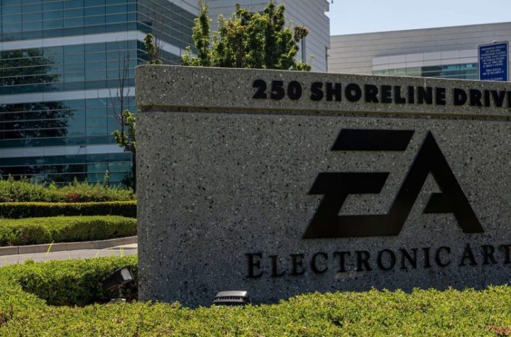EA была близка к слиянию с NBCUniversal и вела бы переговоры с Disney, Apple и Amazon.